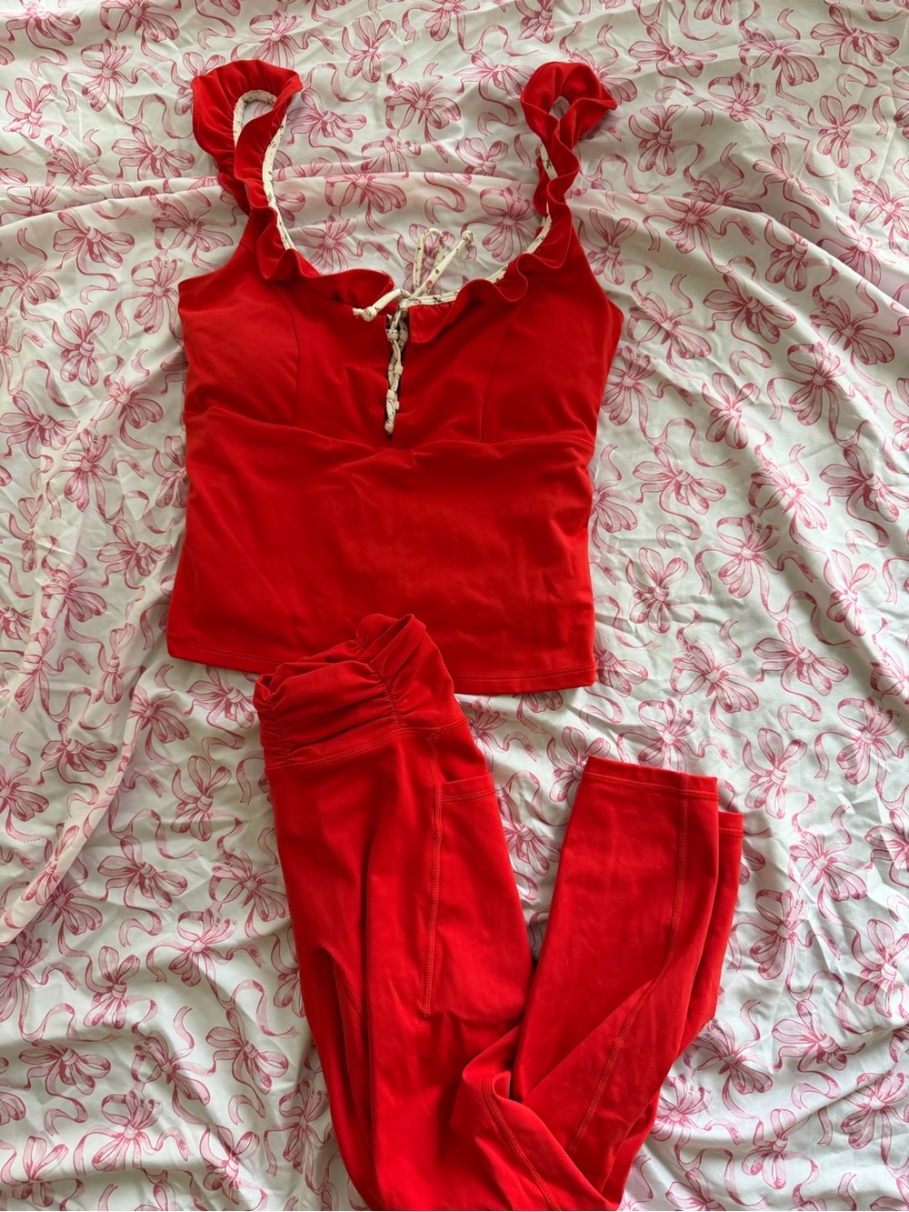 Blogilates leggings and top set